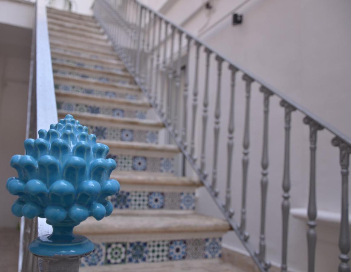 The Court Suites & Spa ตารันโต ภายนอก รูปภาพ